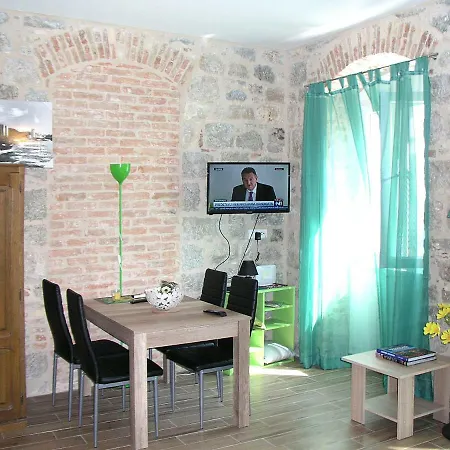 Klara I Gracia * سبليت